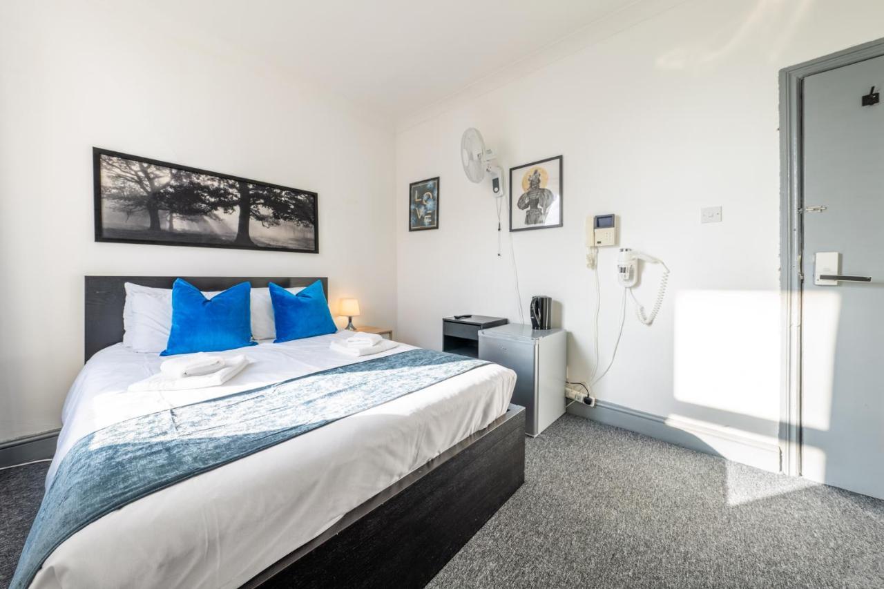 The Buross - Aldgate Aparthotel Londra Exterior foto