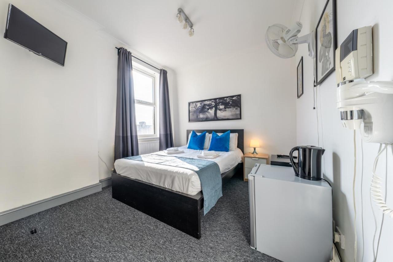 The Buross - Aldgate Aparthotel Londra Exterior foto
